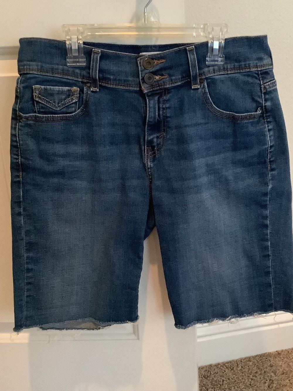 Levi’s Bermuda Shorts Size 8